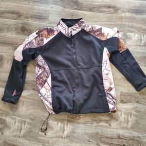 **3 Listings $40**                   Yukon Gear XL jacket